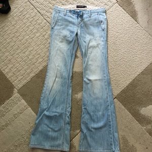 Great used Raven brand Light denim flare jean