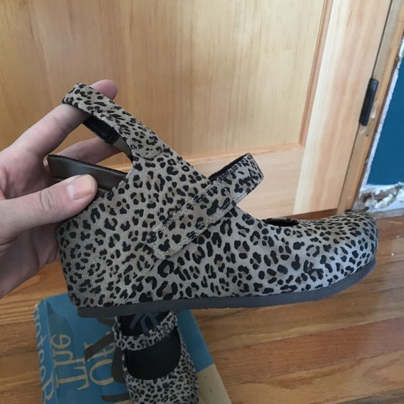 Sexy leopard wedges - Picture 2 of 7