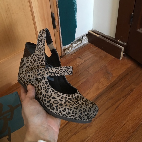 Sexy leopard wedges - Picture 5 of 7