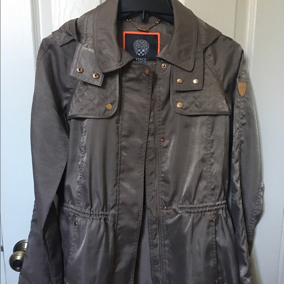 Brand new Vince Camuto anorak - Picture 5 of 8