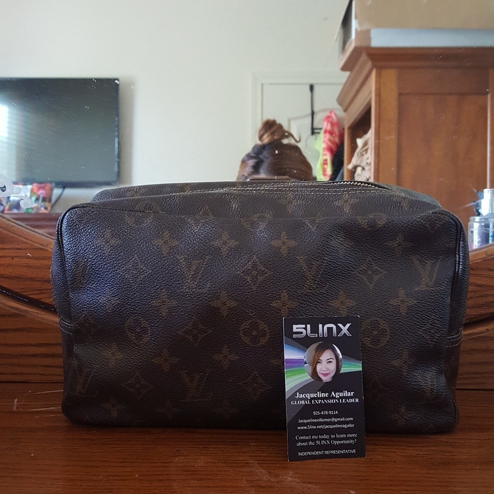 Authentic Louis Vuitton Trouse 28