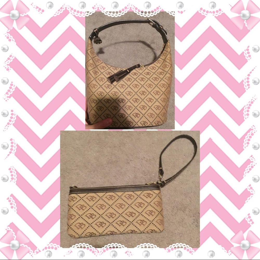 Large Brown dooney & Bourke bucket bag & wristlet