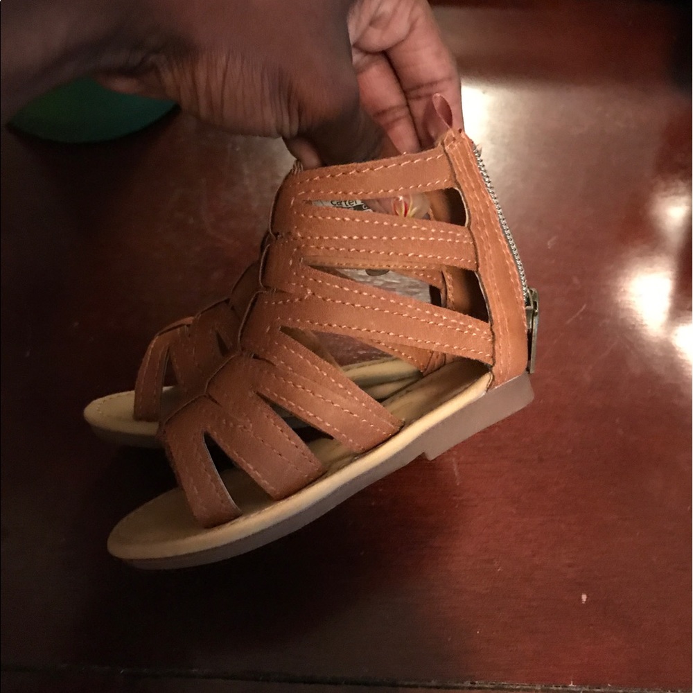 Sandals - Picture 5 of 5