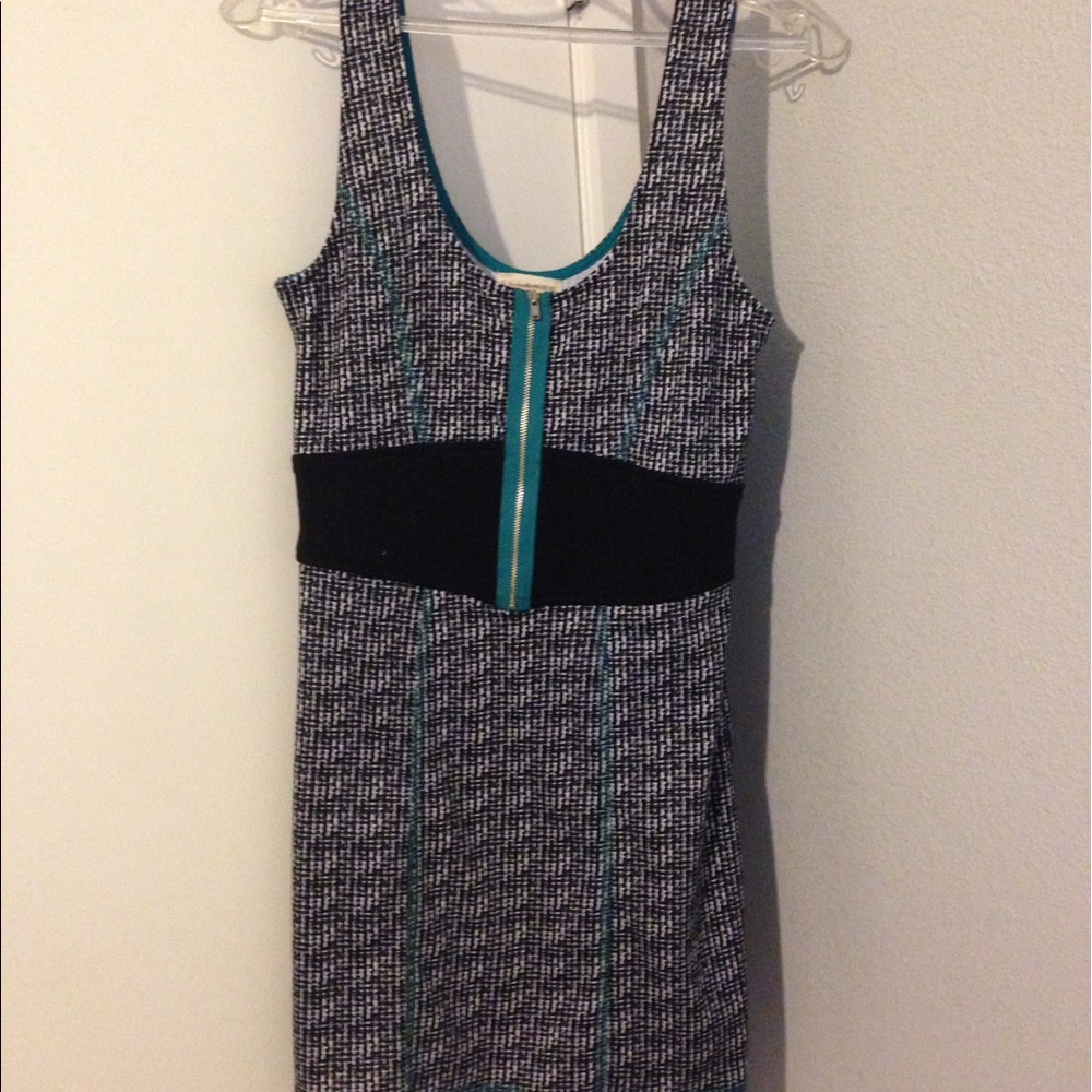 Houndstooth bodycon dress