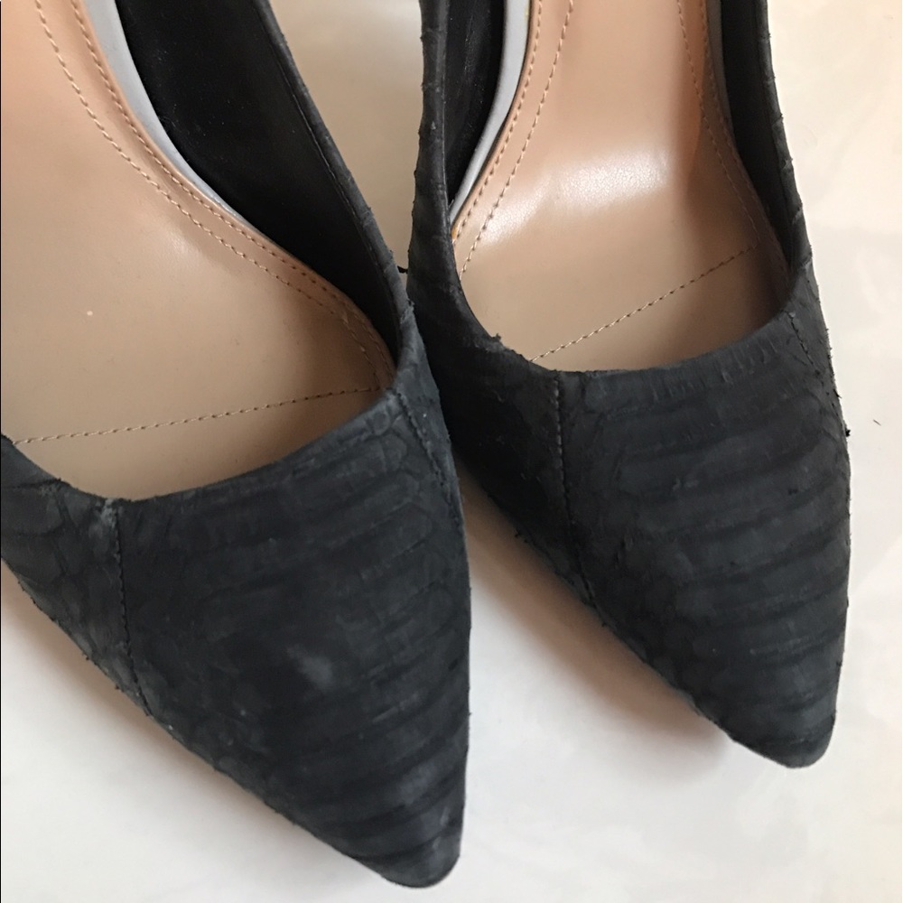 BCBG heels
