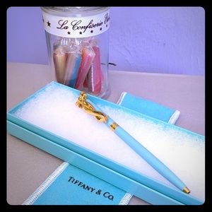 Tiffany  Ballpoint pen in blue lacquer w/ ribbon