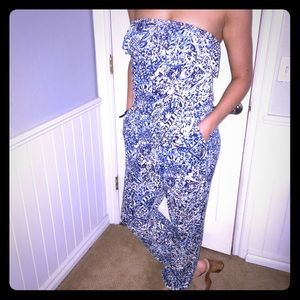 Blue and white patterned jumpsuit