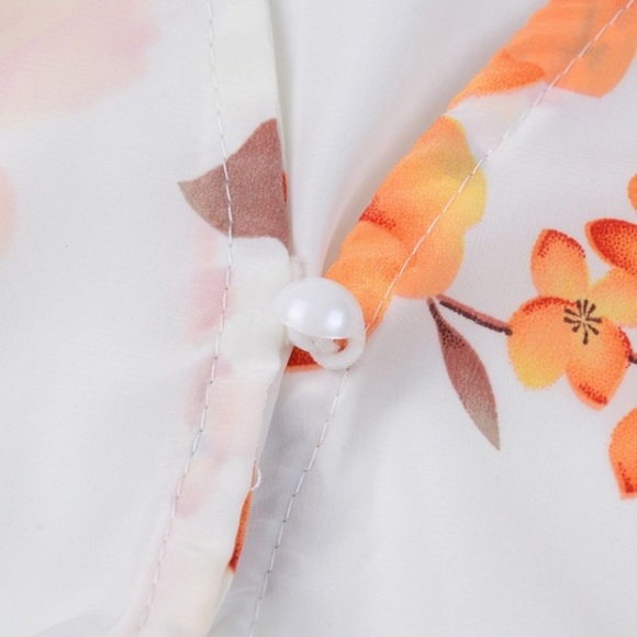 Floral V-Neck Romper - Picture 5 of 6