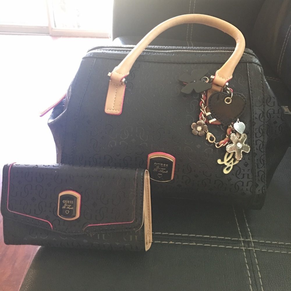 Guess set
