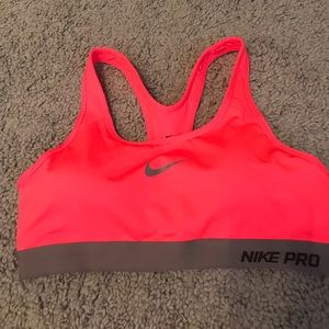 Nike Pro sports bra dri-fit