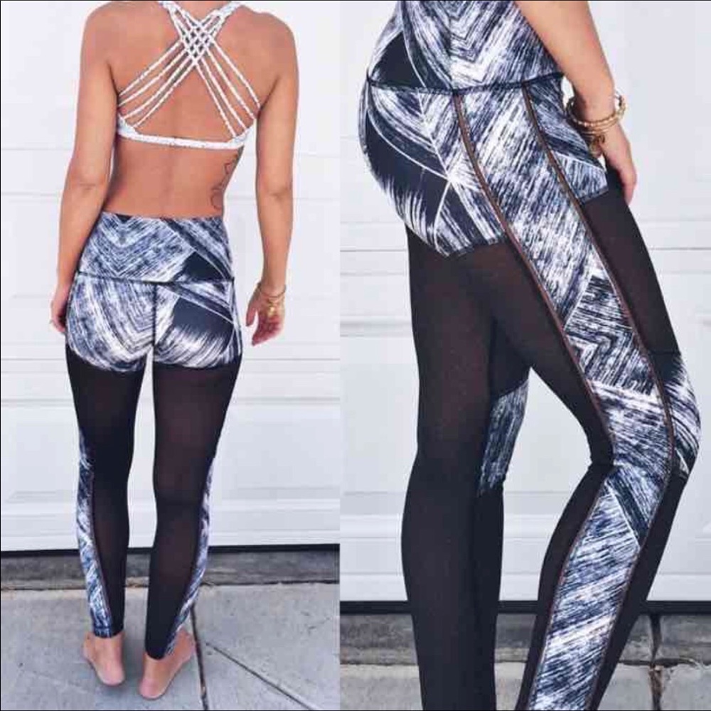 Lululemon hot to street pants size 2 - Picture 2 of 5