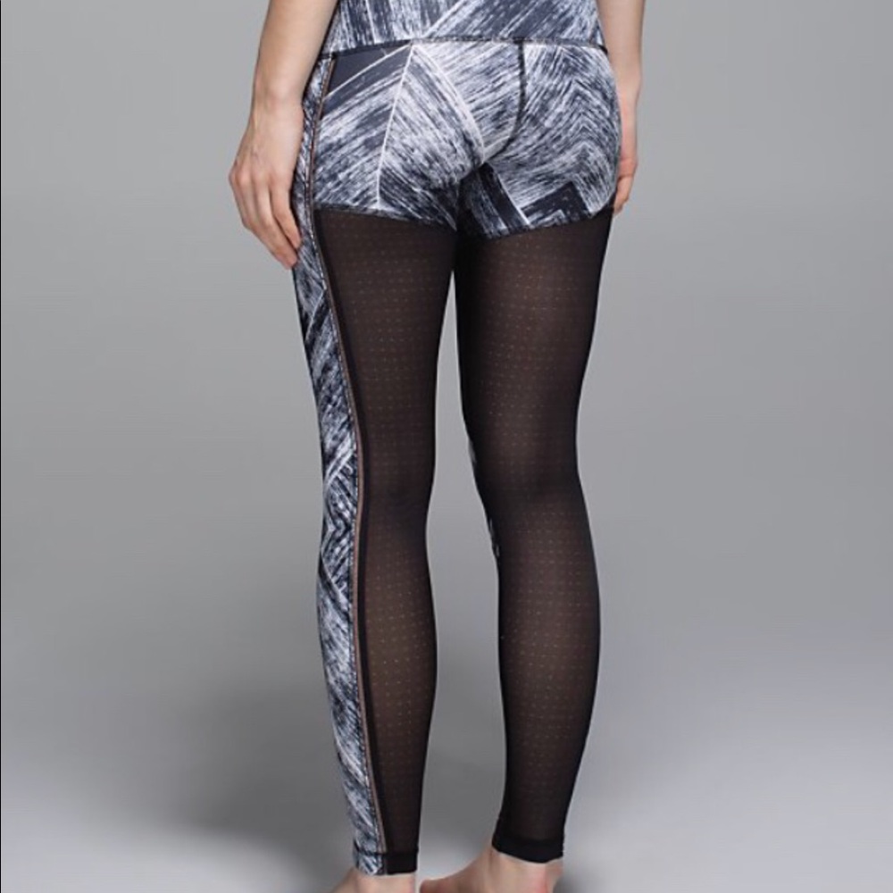 Lululemon hot to street pants size 2 - Picture 4 of 5