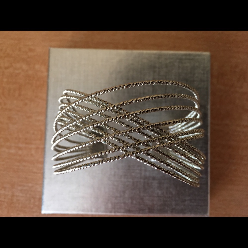 Cross Cross Bracelet Silver colored - Picture 4 of 6