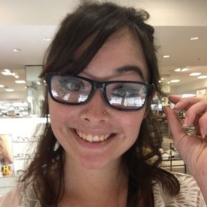 Meet your Posher, Jennie