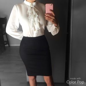 Bebe pencil skirt 🖤