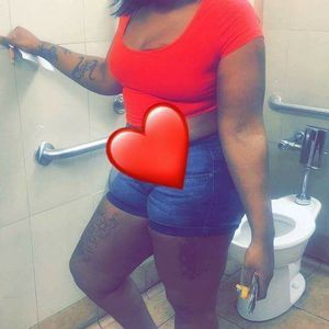 Meet your Posher, Janaya