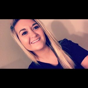 Meet your Posher, Brianna