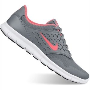 NEW Nike Orive sneakers