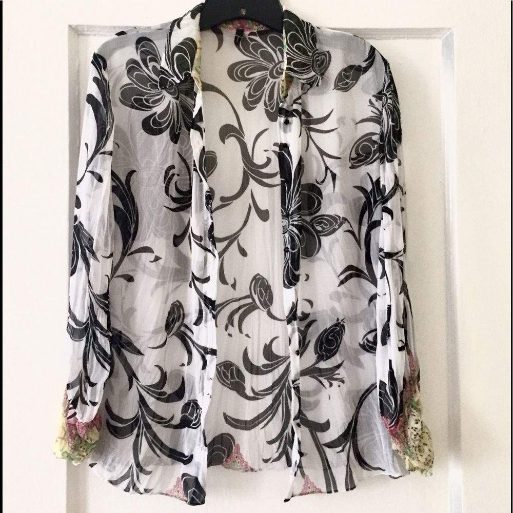 Tahari sheer blouse