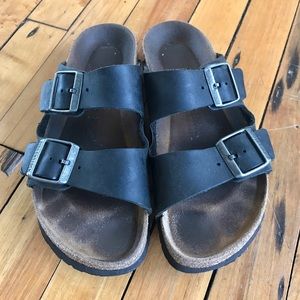 Birkenstocks in black