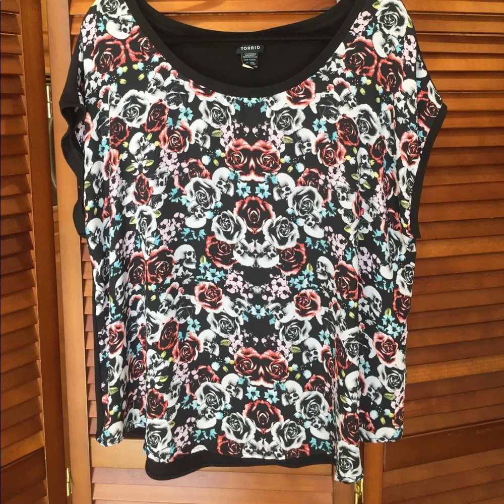 Plus size blouse