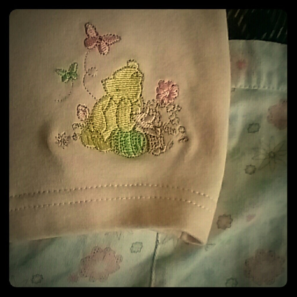 Disney Classic Pooh & Piglet Light Pink 24M outfit