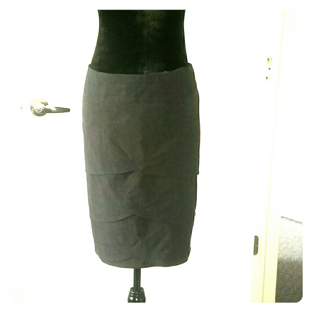 AGB Gray Multilayered Pencil Suit Skirt