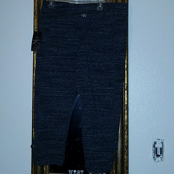 WORKOUT CAPRI - Picture 2 of 8