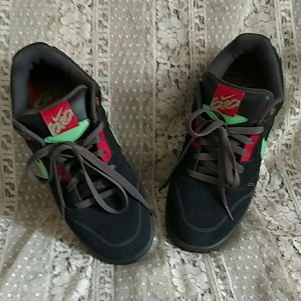 Mens Nike sneakers