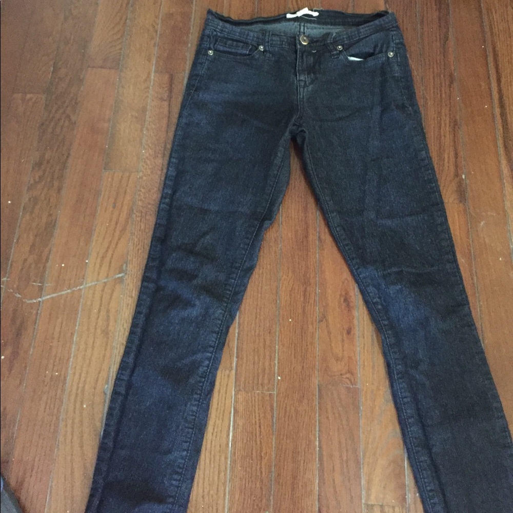 Dark wash stretch skinny jeans