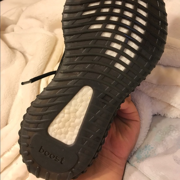 Authentic yeezy size 7 copper black main image 5