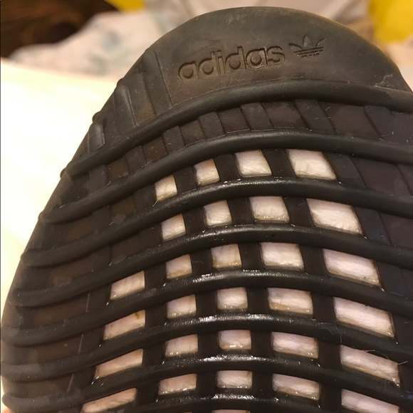 Authentic yeezy size 7 copper black main image 8