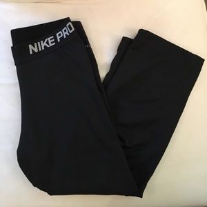 Black Nike Pro leggings size S