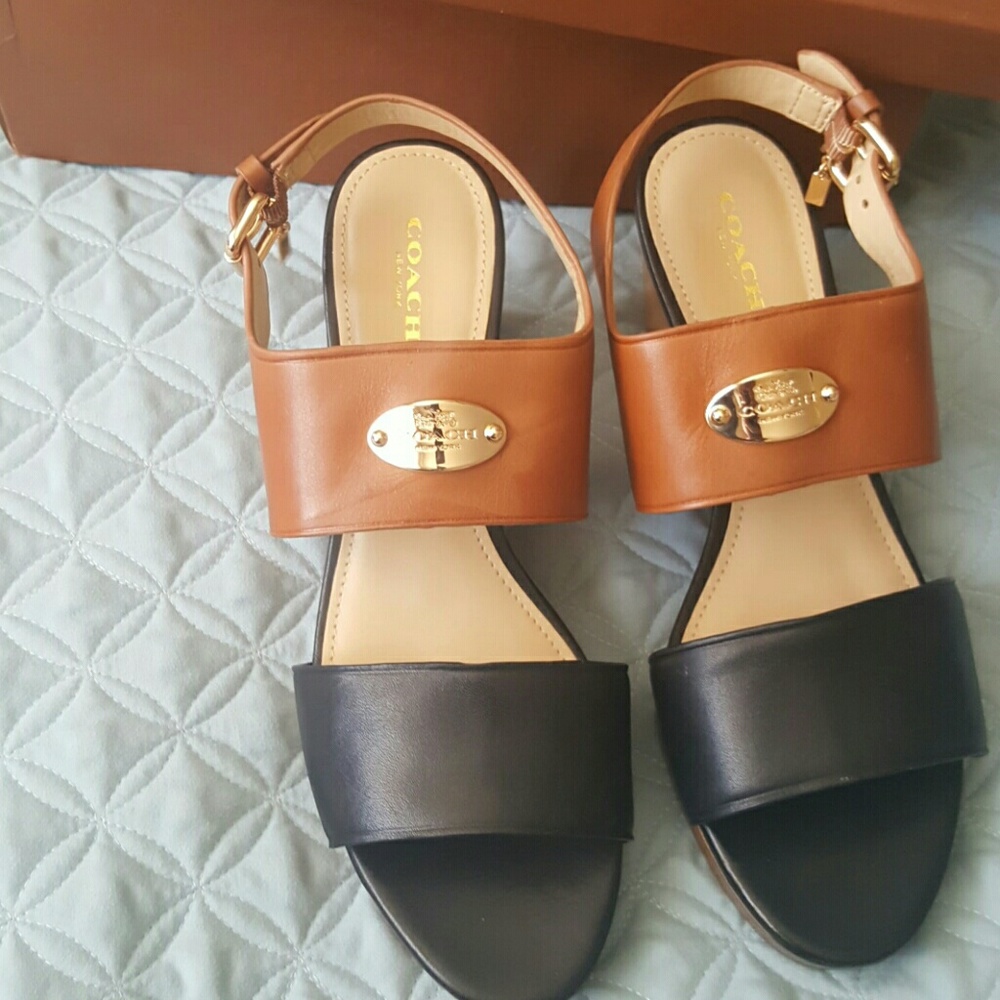 NEW coach HENDRICK Wedge shoes