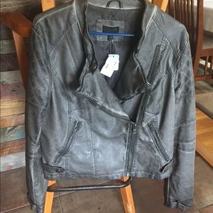 Size Large leather jacket from Len.
