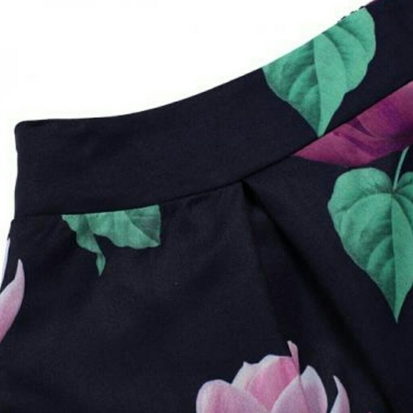 Floral 2 piece set - Picture 4 of 5