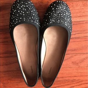 🔥Black flats with rhinestones on the toes🔥