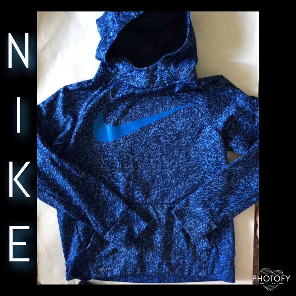 Nike sweatshirt