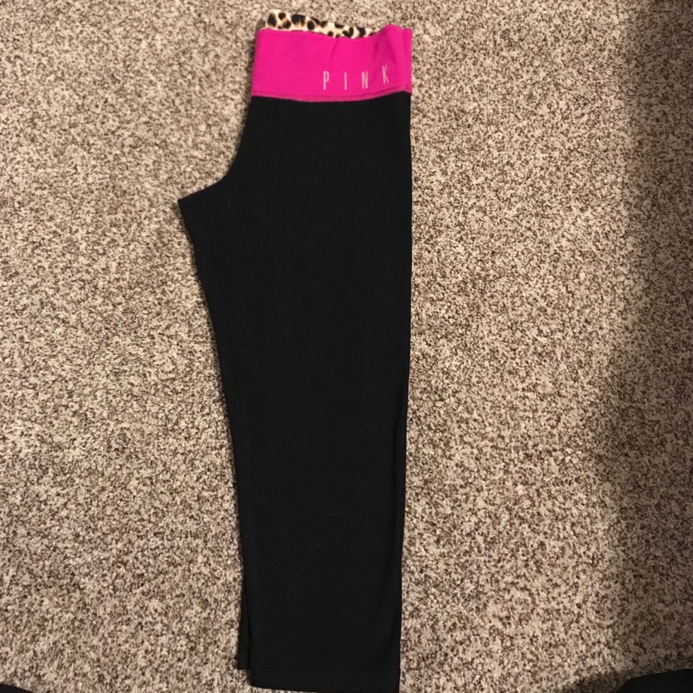 Reversible Victoria Secret Pink crop leggings