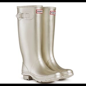 Hunter Huntress Light Gold size 8