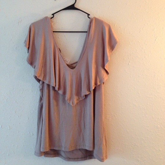 ⭐️SOLD⭐️NWT Sz 3X (Runs Small) Lace Up Blouse - Picture 4 of 4