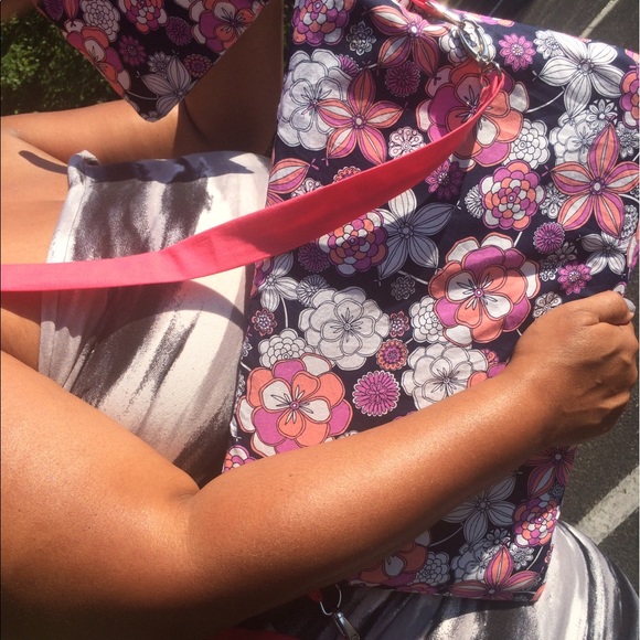 The "Maven" Travel Set features: Laptop Bag - Picture 1 of 3