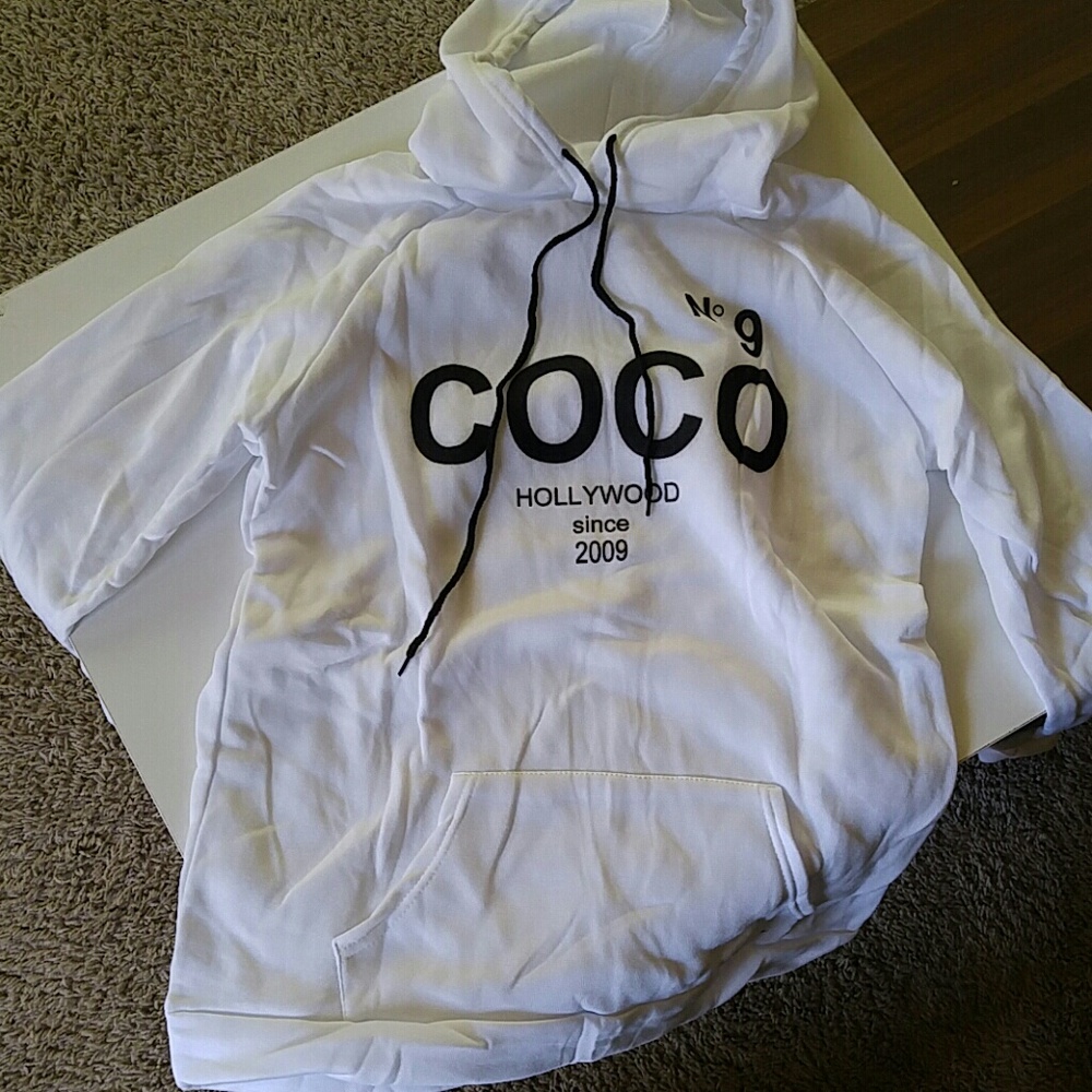 White sweater - Picture 4 of 4