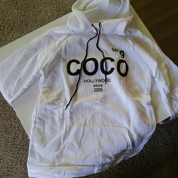 White sweater - Picture 4 of 4