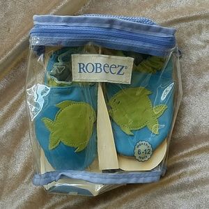 Brand NEW BABY FOOTWEAR SUEDE SOLE!