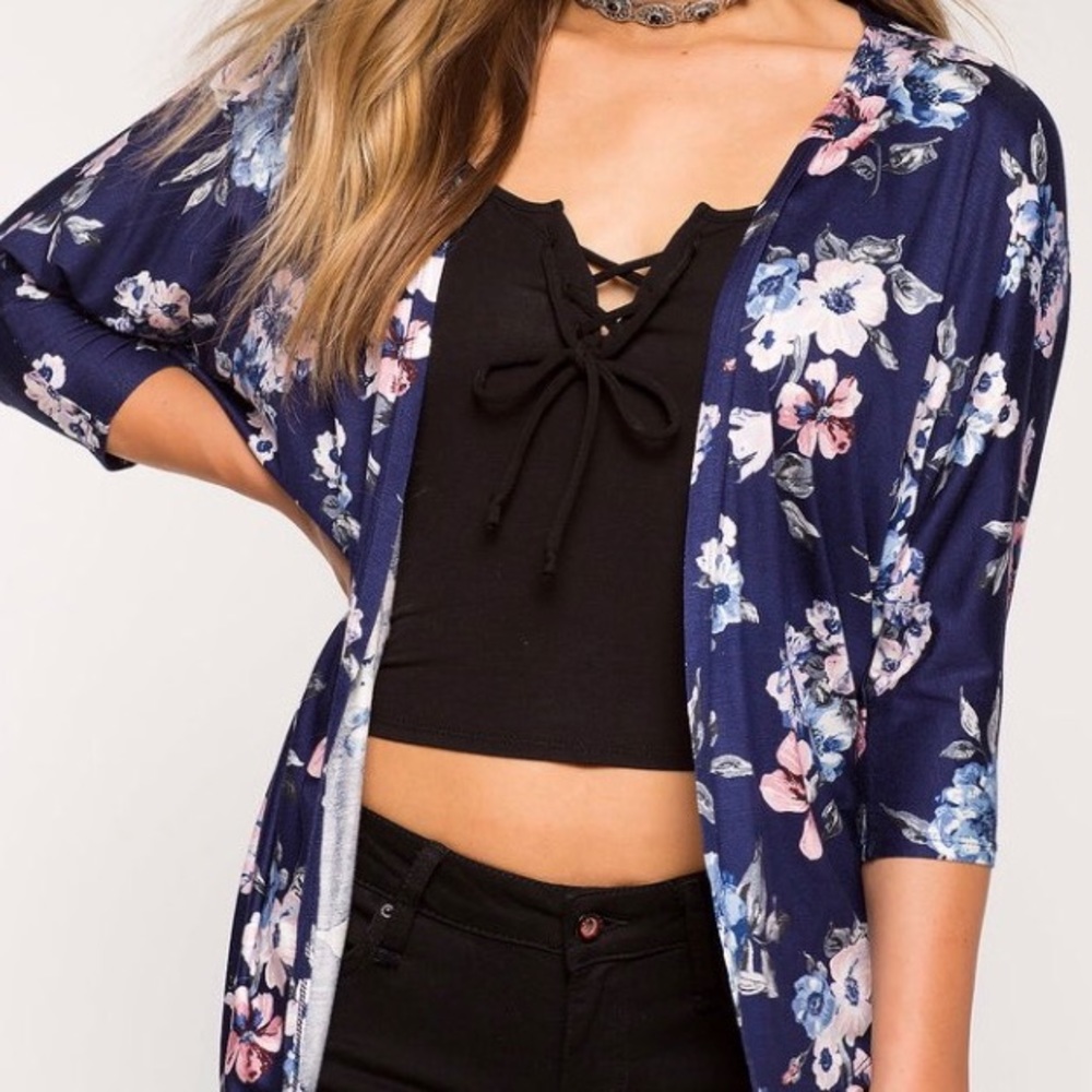 Blue flower print never worn cardigan