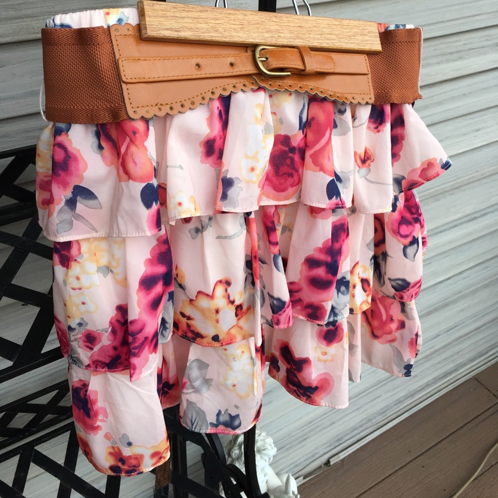 floral wet seal skirt & belt bundle