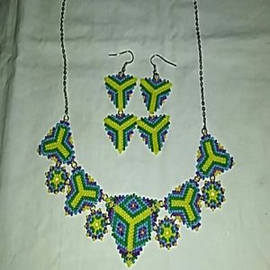 Beaded statement necklace with earrings