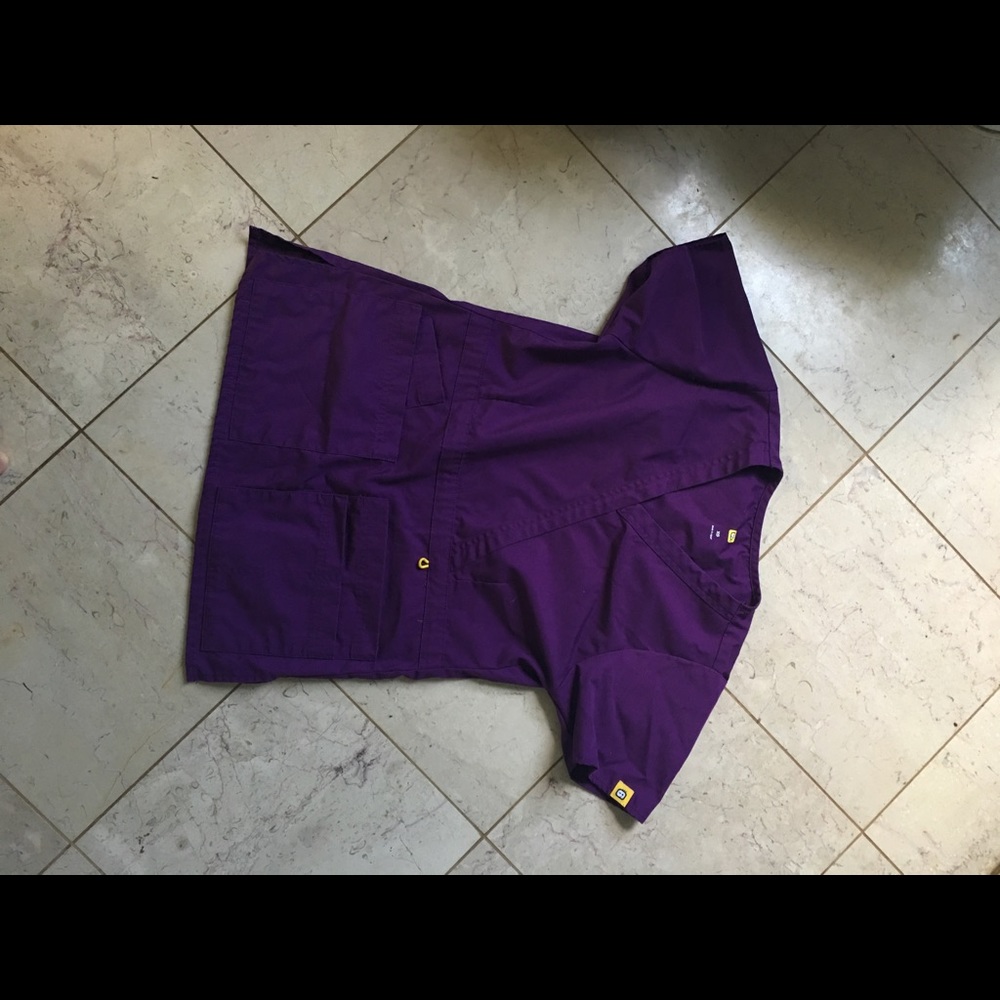 Purple Scrub Top ‼️PRICE CUT‼️