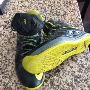 Nike Lebron 10 Green & black